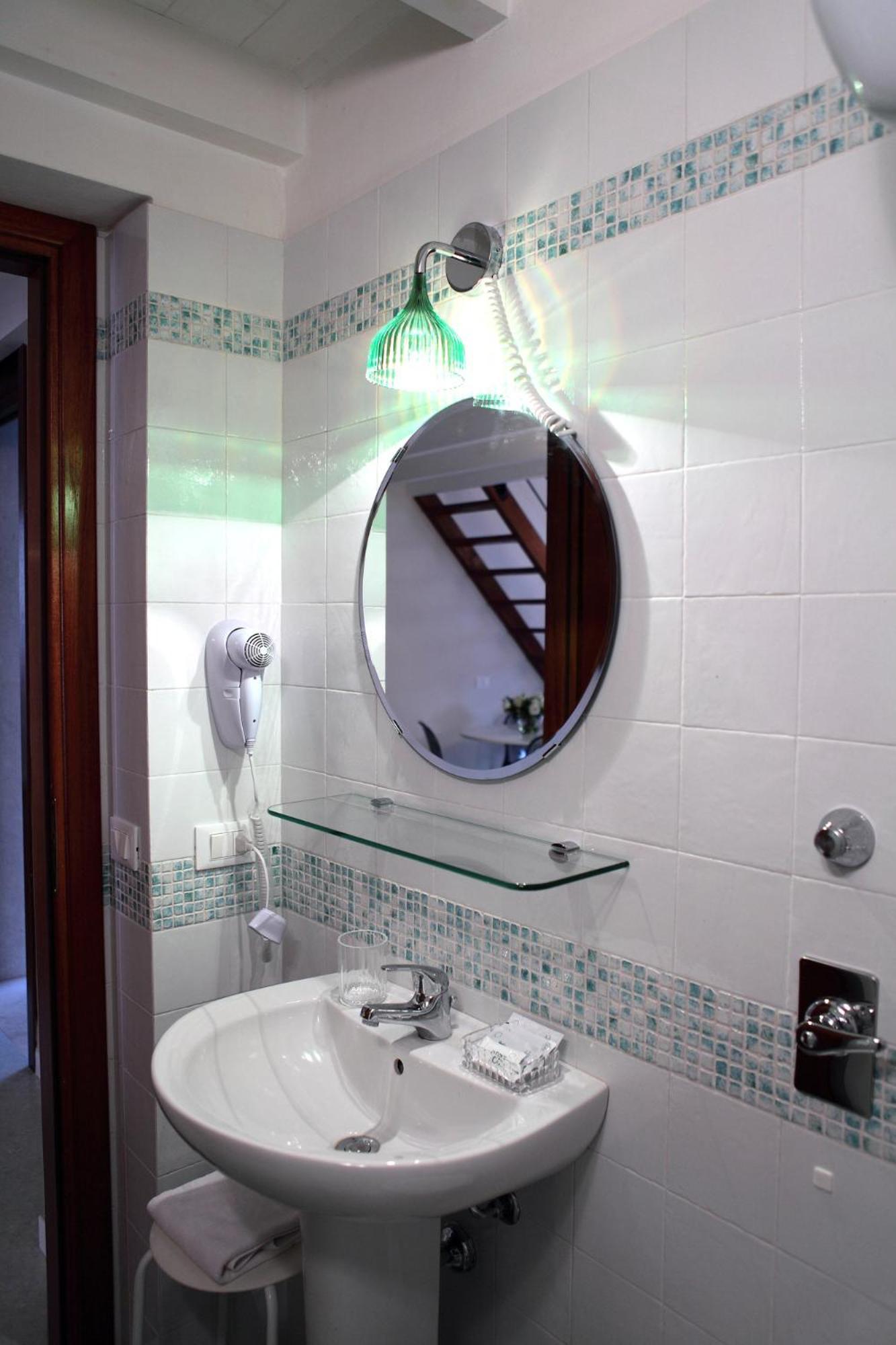 Aparthotel Palazzo Ossuna 2*